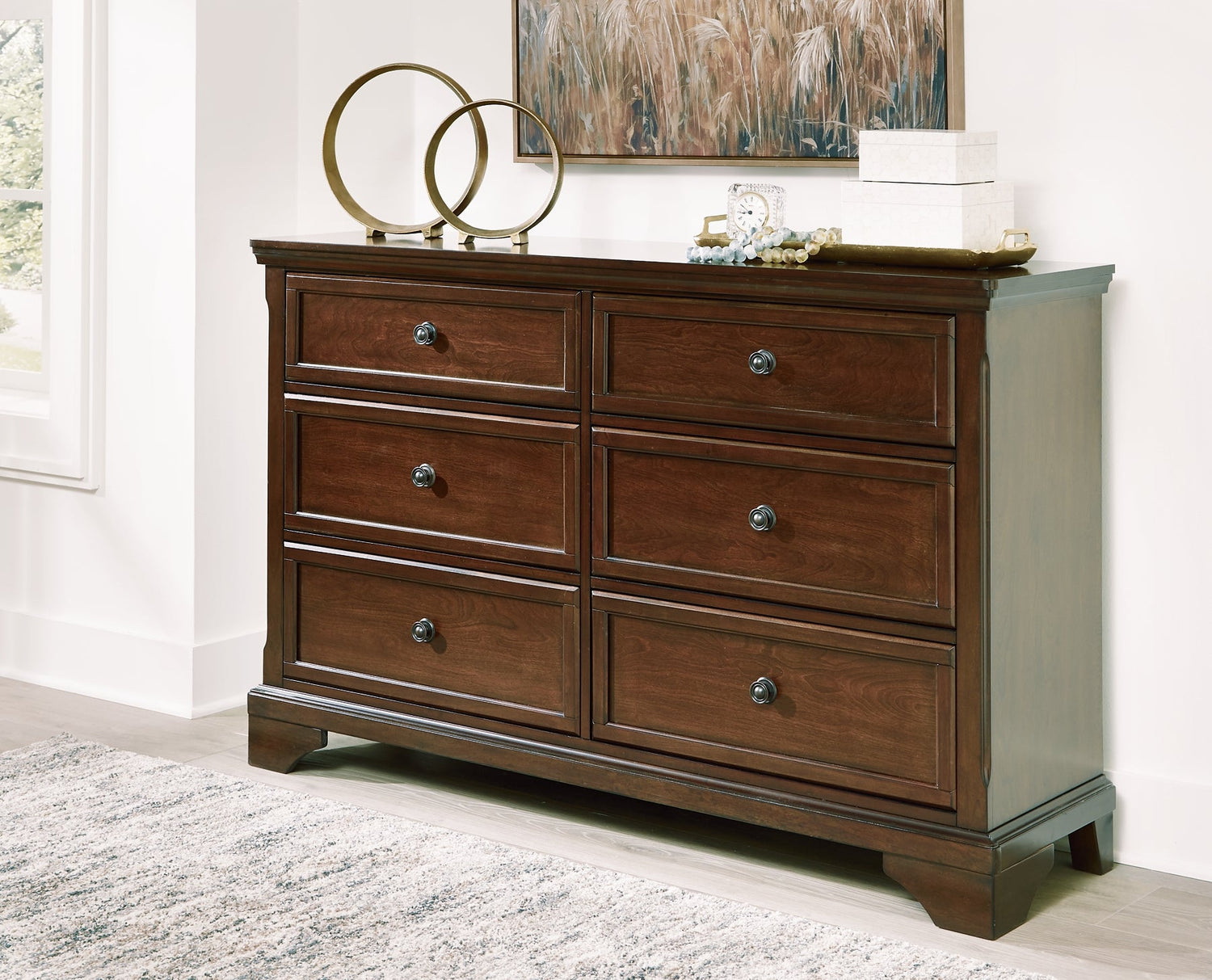 Dressers & Chests
