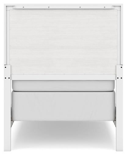 Binterglen  Panel Bed