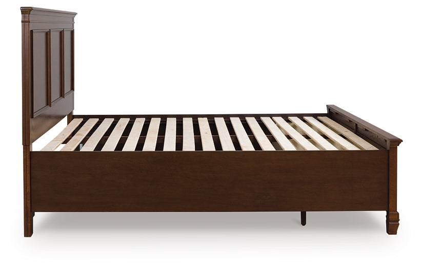 Danabrin King Panel Storage Bed