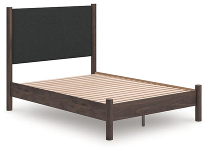 Pamytta  Upholstered Panel Platform Bed