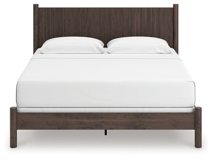 Pamytta  Panel Bed