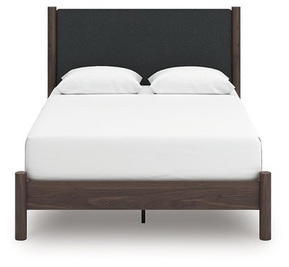 Pamytta  Upholstered Panel Platform Bed