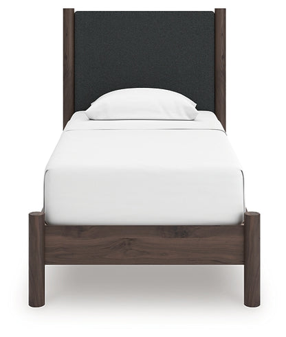 Pamytta  Upholstered Panel Platform Bed