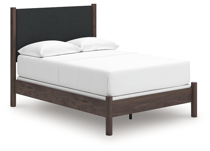 Pamytta  Upholstered Panel Bed