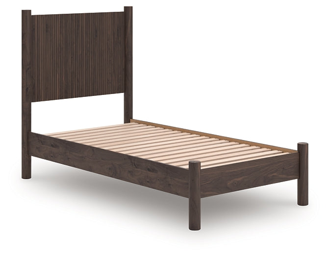 Pamytta  Panel Platform Bed