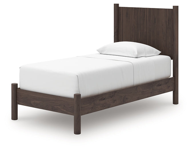 Pamytta  Panel Platform Bed