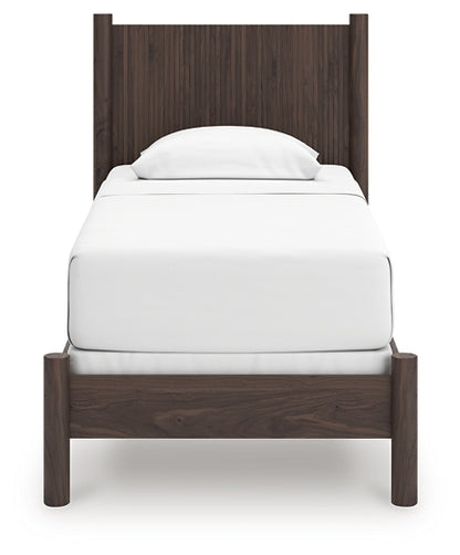 Pamytta  Panel Bed