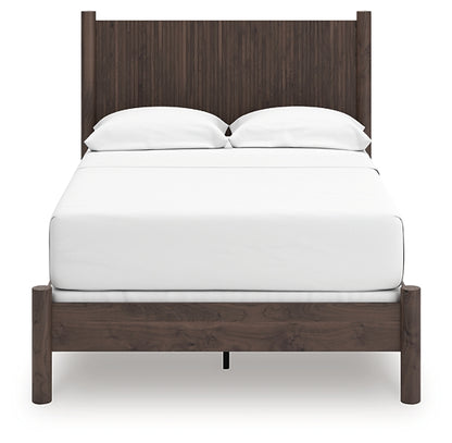 Pamytta  Panel Bed