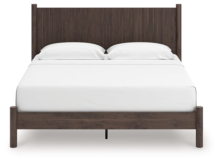 Pamytta  Panel Platform Bed