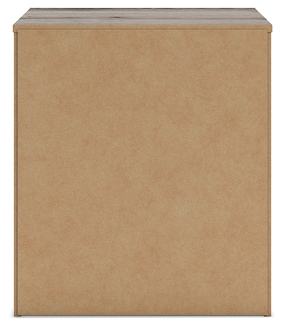 Graystorm Queen Panel Bed with Mirrored Dresser and Nightstand