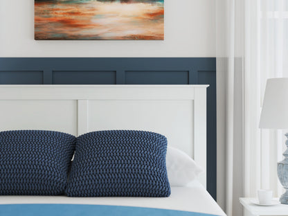 Bostwick Shoals Queen Panel Bed with Mirrored Dresser and Nightstand